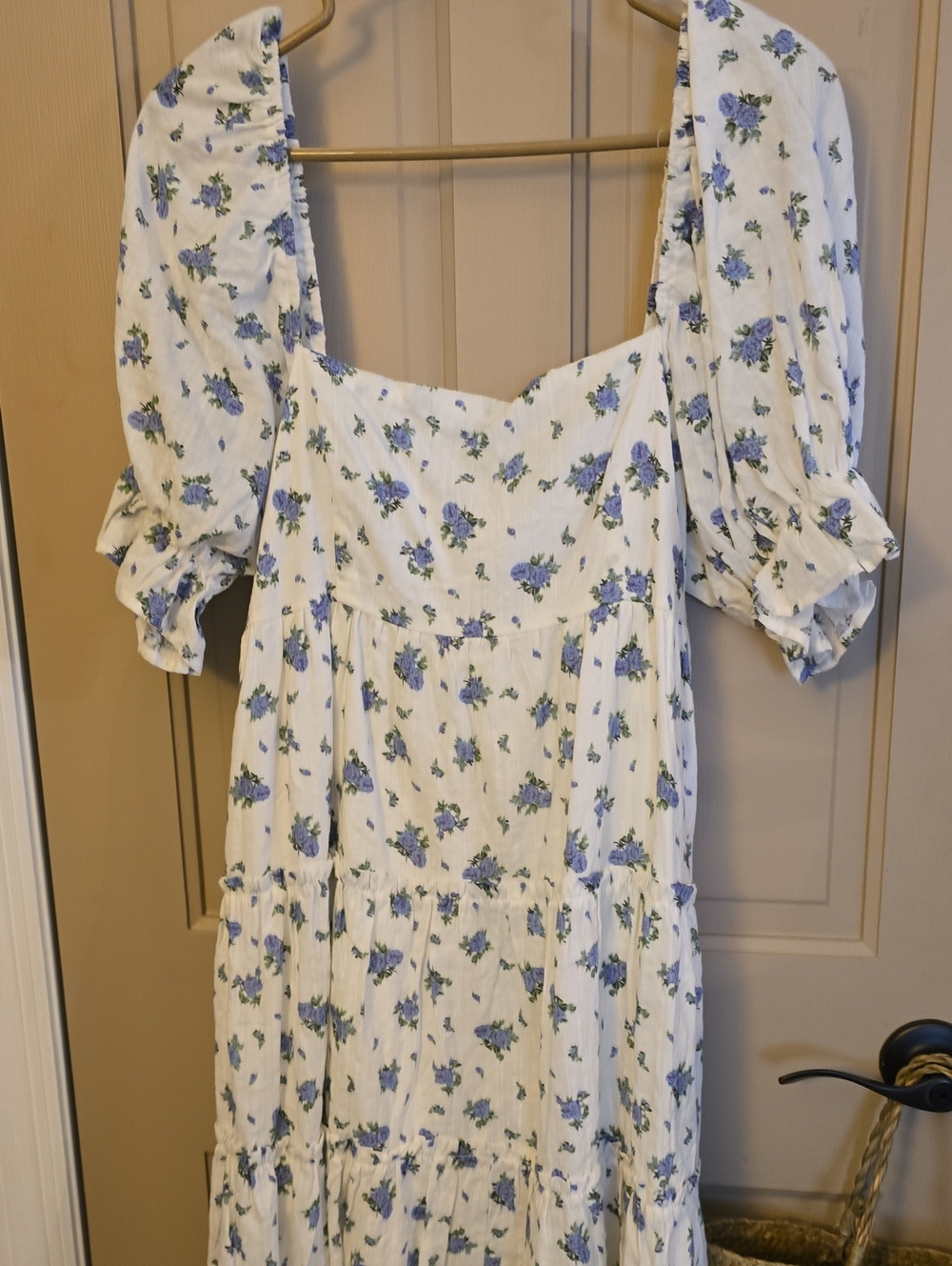 eesome White Midi Dress with Blue Floral Print and Puff Sleeves